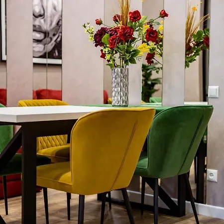 Alfa 3-кімнатна Lux-квартира у центрі львова Apartman Lviv