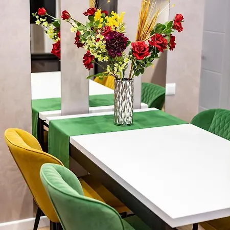 Alfa 3-кімнатна Lux-квартира у центрі львова Apartman *