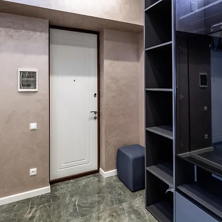 Alfa 3-кімнатна Lux-квартира у центрі львова * Lviv