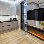 Alfa 3-кімнатна Lux-квартира у центрі львова Apartment Lemberg