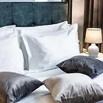 Alfa 3-кімнатна Lux-квартира у центрі львова Apartment Lemberg