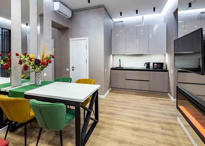 Alfa 3-кімнатна Lux-квартира у центрі львова