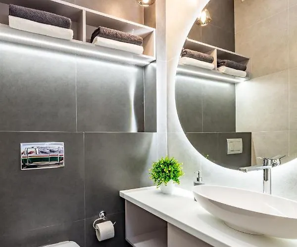 Alfa 3-кімнатна Lux-квартира у центрі львова Львов