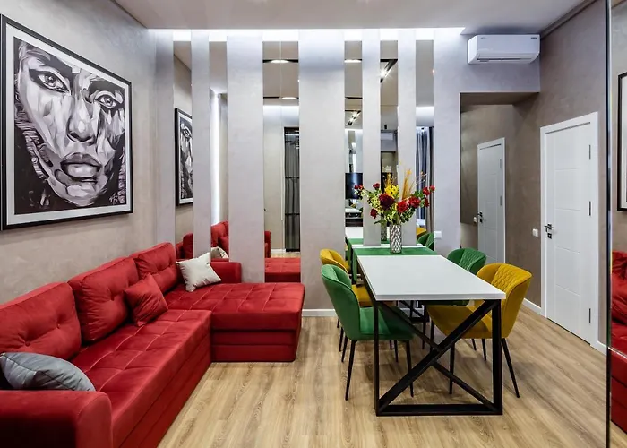 Apartman Alfa 3-кімнатна Lux-квартира у центрі львова *