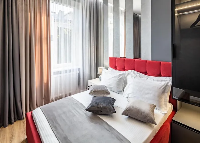 Alfa 3-кімнатна Lux-квартира у центрі львова Lviv