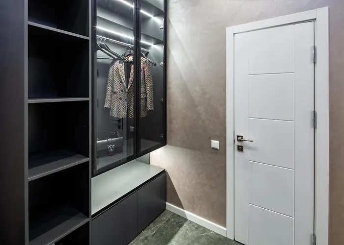 Alfa 3-кімнатна Lux-квартира у центрі львова Lviv