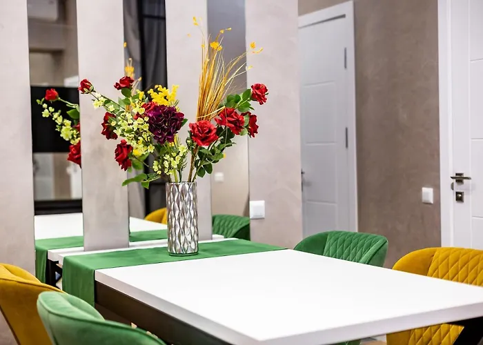 Alfa 3-кімнатна Lux-квартира у центрі львова Apartman *