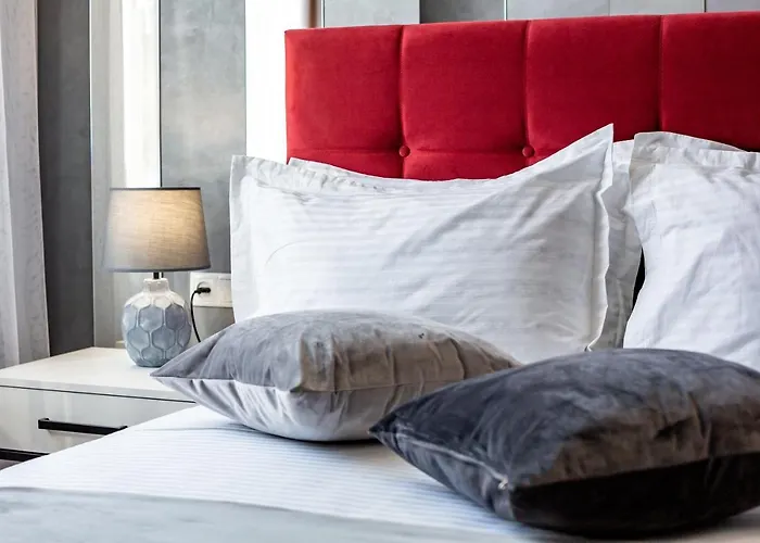 Alfa 3-кімнатна Lux-квартира у центрі львова * Lviv